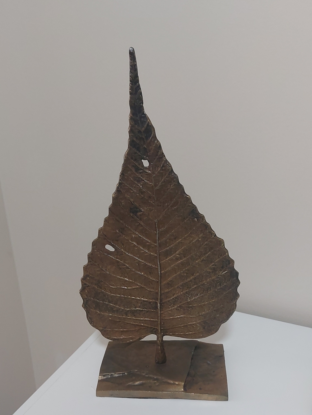 Crate&Barrel Bronze Leaf Table Sculpture